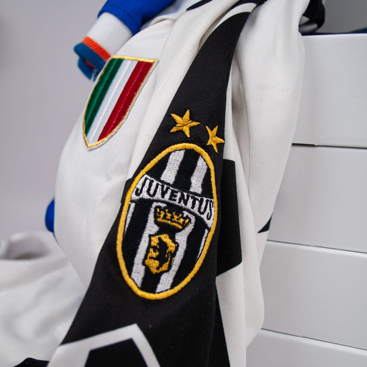 VINTAGE VOETBALSHIRTBOX 1970-2010