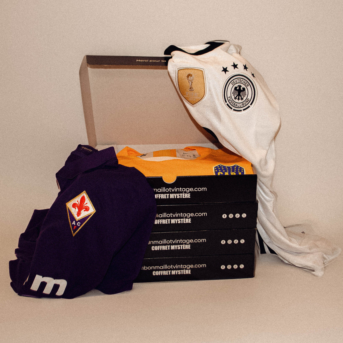 De vintage mysteriebox met voetbalshirts 2015-2019